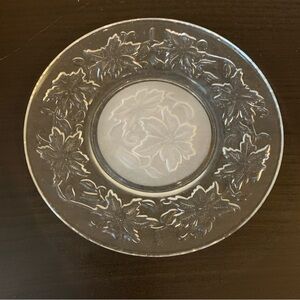 Princess house Fantasia glass leaf dessert plate